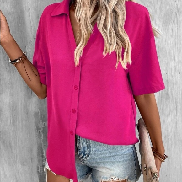 New v neck button down short sleeve top - Picture 1 of 8